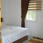Aparthotel Paradise Garden Evleri Gumusluk