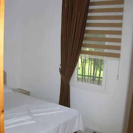 Apart Otel Paradise Garden Evleri Gümüşlük