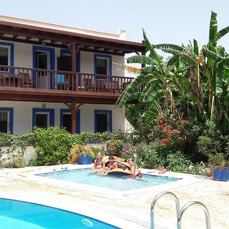 Apart Otel Paradise Garden Evleri