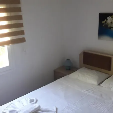 Paradise Garden Evleri Apart Otel Gümüşlük