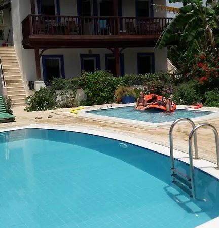 Aparthotel Paradise Garden Evleri Gümüşlük