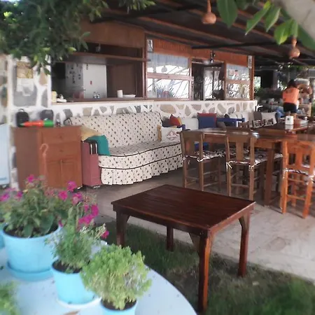 Aparthotel Paradise Garden Evleri 3*